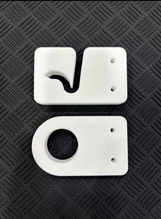 Under Gunnel Gaff Holder